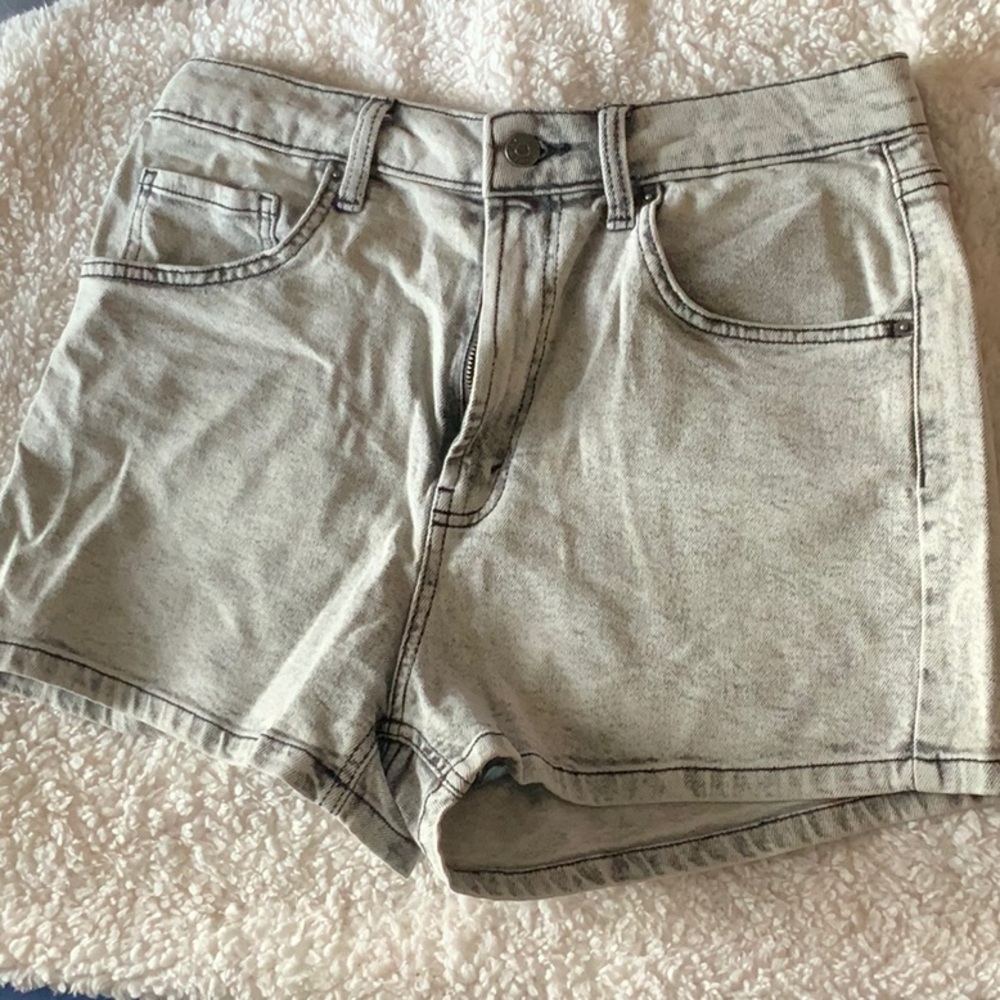 Whitewash Shorts